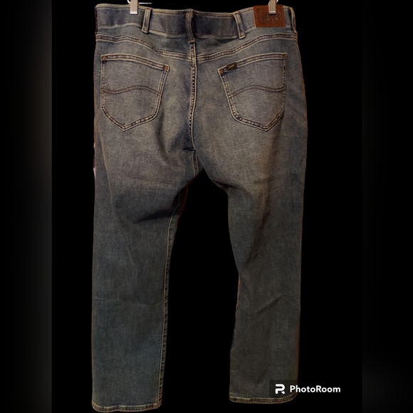 Lee Extreme Motion Straight Leg Jeans Men's Size 40 X 30 NWT - Picture 2 of 6